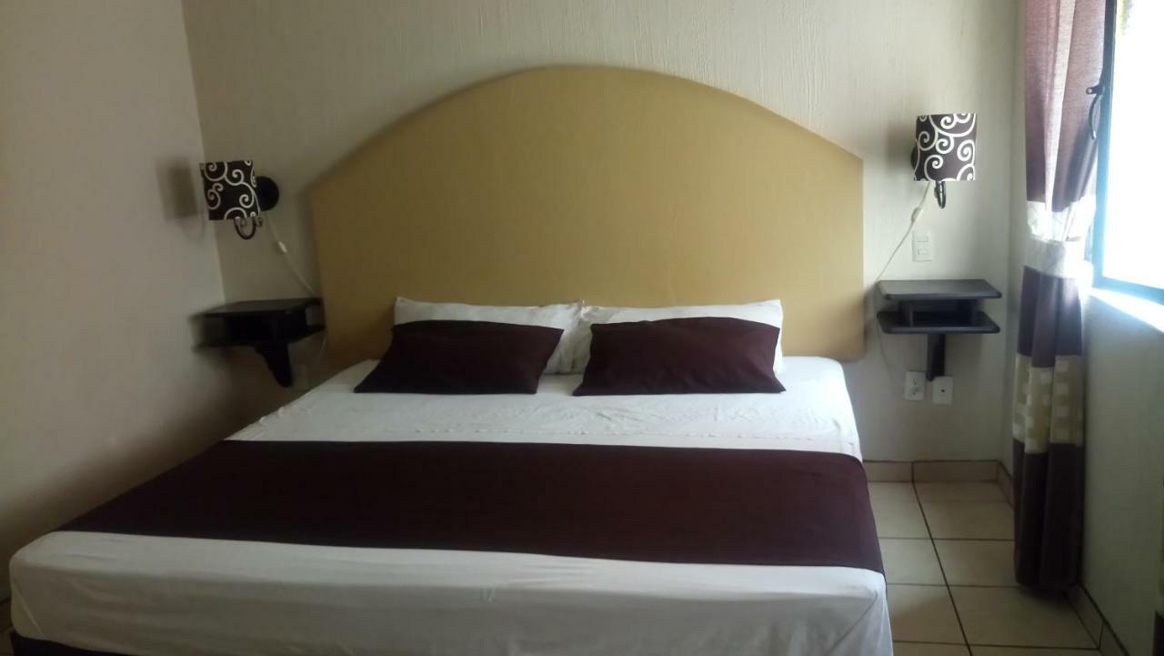 Hotel Brambila Union de Tula Kültér fotó